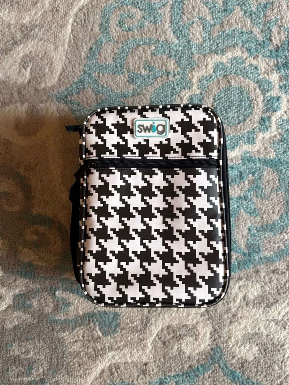 Swig Black & White Houndstooth Insulated Lunch Bag